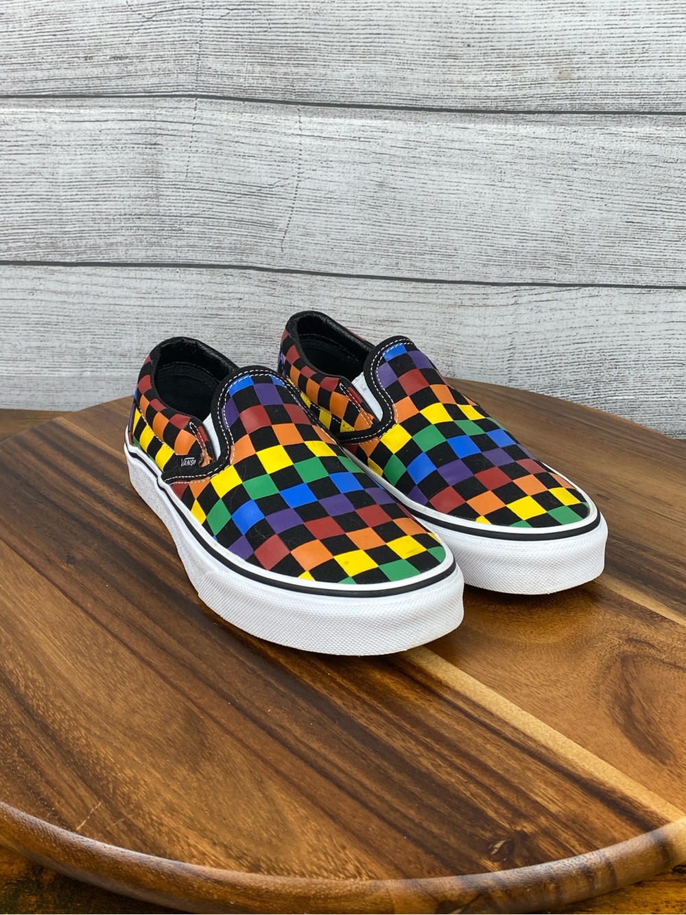 Vans Classic Slip On Rainbow Checkerboard Sneakers Women’s Shoe Size 6 - Picture 3 of 10